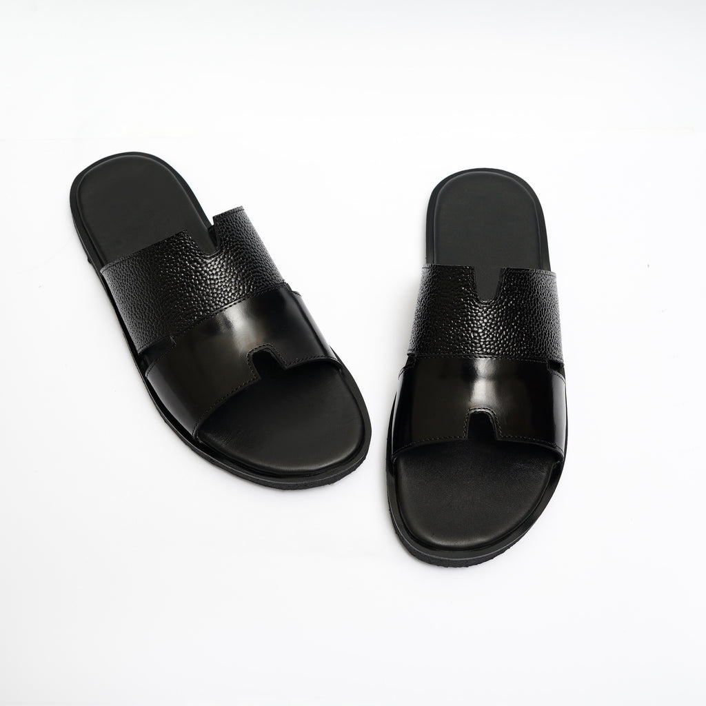 THE ' H 'SLIPPER ( BLACK ) C&P