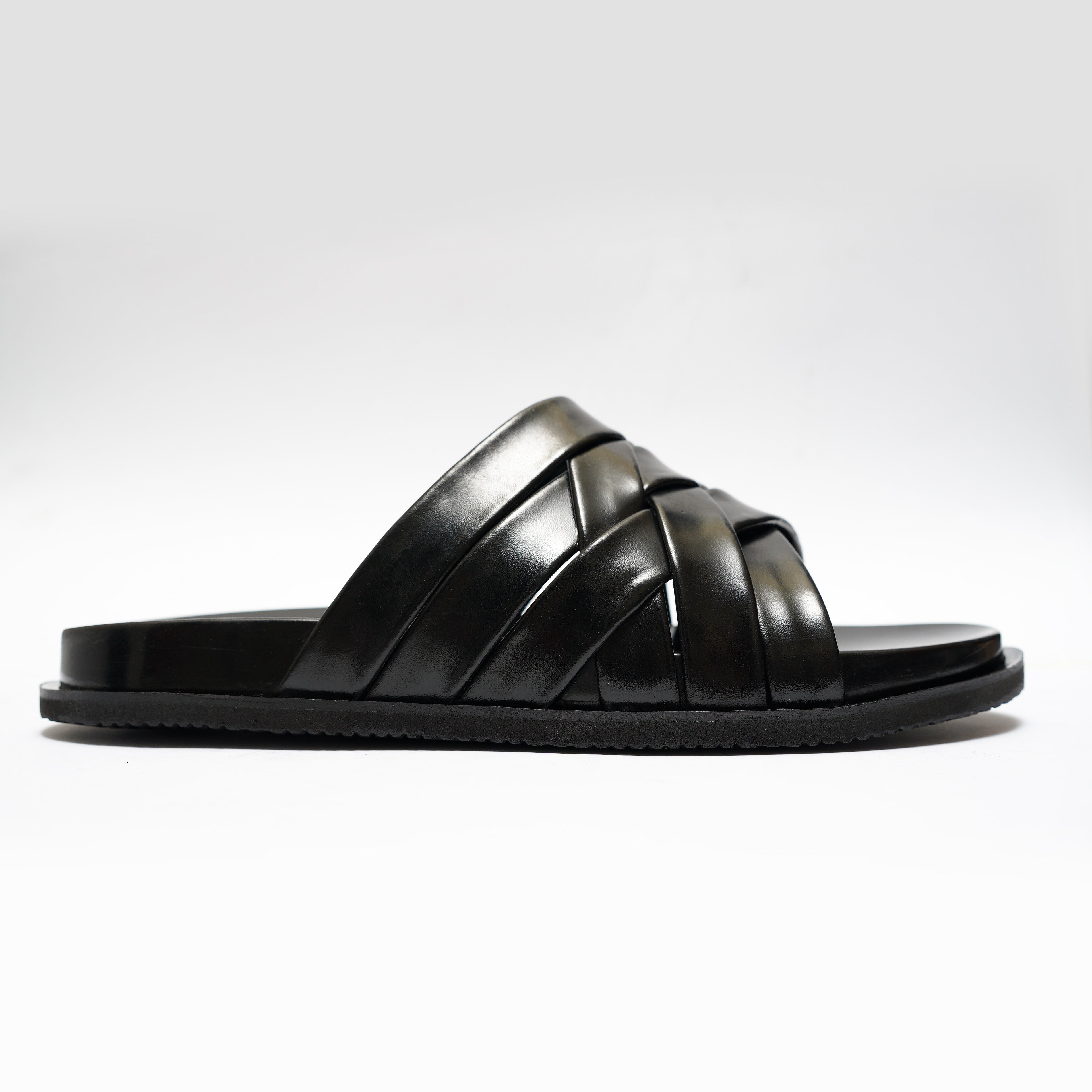 THE ' CRISSCROSS 'SLIPPER ( BLACK )