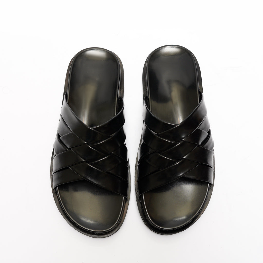 THE ' CRISSCROSS 'SLIPPER ( BLACK )