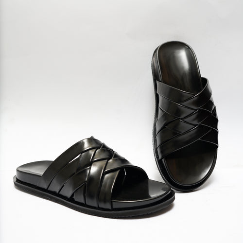 THE ' CRISSCROSS 'SLIPPER ( BLACK )